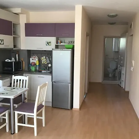 Apartman On The Beach *